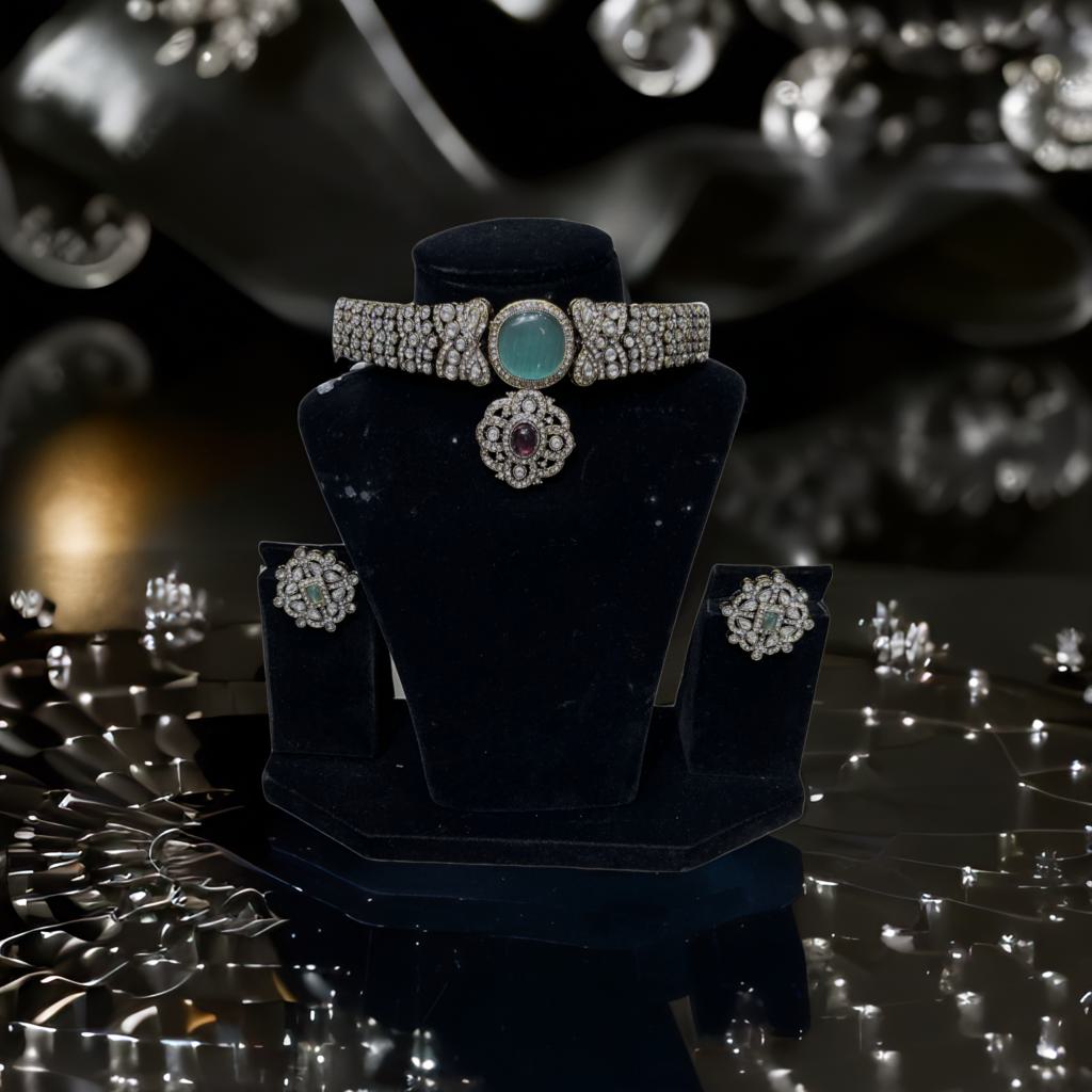 Classic Heritage Hasli Set With Earing