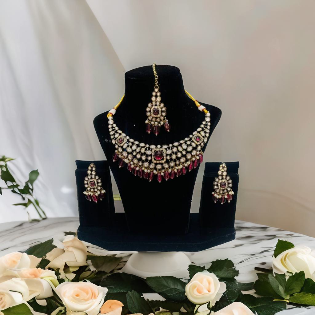 Traditional Necklace Set With Earing And Mang Tikka