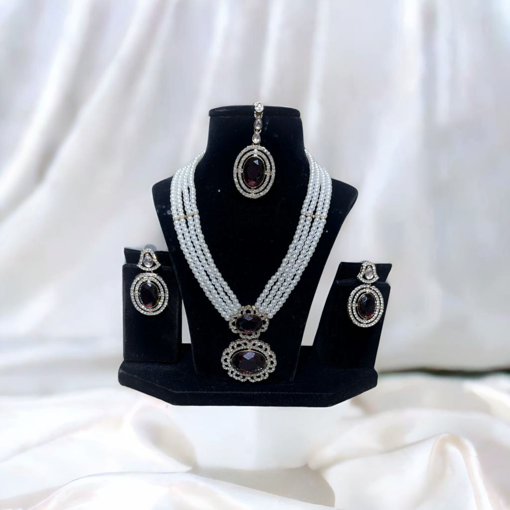 Elegant White Beads Necklace with Front Stone Pendant for Women